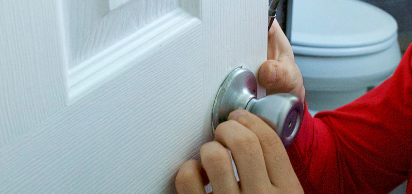 Vintage Door Knob Replacement in Antelope, CA